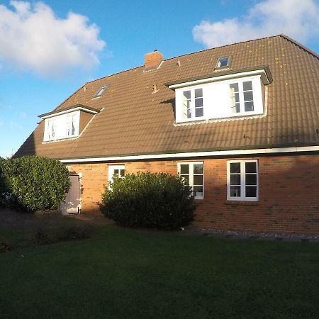 Ferienwohnungen Und Haushaelfte Friesland Midlum  Exterior photo